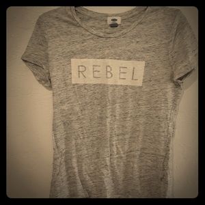 Rebel tee